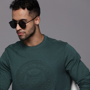 Venta al por mayor personalizable peso pesado francés Terry algodón sudadera 3D en relieve Logo cuello redondo diseño invierno liso teñido sólido - Product Image 3