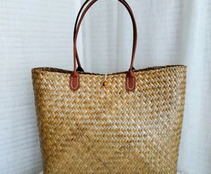 Straw Woven <b>Tote</b> <b>Bag</b> Women Bohemian Style Large Capacity Button Closure <b>Shoulder</b> <b>Strap</b> Natural Color Two Handles Beach <b>Bag</b> in BD - Product Image 6