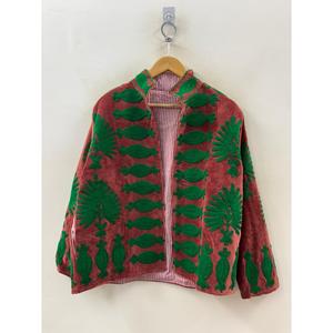 Chaqueta de Terciopelo Autumn Melon Garden con Bordado Suzani Hecho a Mano en Terracota y Verde Bosque - Product Image 1