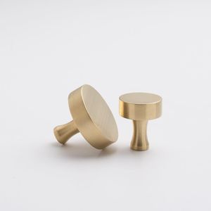 Manijas de Metal Planas con Forma de T para Gabinetes, Duraderas y Ajustables, para Uso en Puertas de Gabinetes, Puertas, Ventanas y Portones de Hogares y Hoteles - Product Image 2