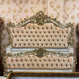 Cadre de lit en bois massif fait main de taille king, meubles de chambre à coucher de luxe avec un design de pied de lit sculpté de qualité supérieure - Product Image 3