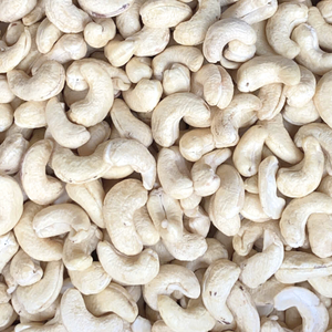 Fournisseur fiable au Vietnam, noix de cajou brutes, noix de cajou, prix des noix de cajou en Chine, exportées vers Dubaï, l'UE, le Moyen-Orient - Product Image 1