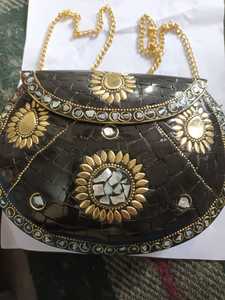 Bolsos de mano y monederos hechos a medida para mujer, adecuados para tiendas de suministros tribal y vintage, ideal para reventa - Product Image 3