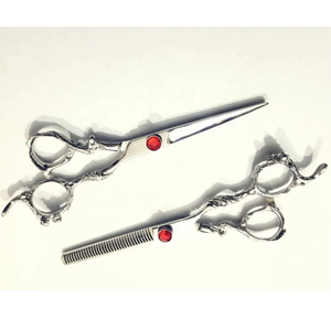 Ciseaux de coiffure japonais droits en acier inoxydable pour droitiers, personnalisés en gros, nouveau style, ciseaux de barbier tranchants et vibrants - Product Image 3