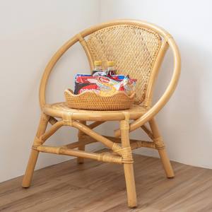 Chaise bébé en rotin faite à la main pour événements pour enfants et chambres, mobilier de chambre d'enfant et de salle de jeux, en vente - Product Image 2