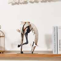 Sculpture abstraite de cheval en fer blanc et rouillé, figurine équine moderne faite à la main, art équestre écologique, décoration de table