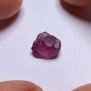 Gemas Sueltas de Granate Umbalita de Grado AAA - Calibradas en Tanzania, en Formas de Trillón, Marquesa, Cuadrado, Óvalo, Triángulo y Pera - Product Image 4