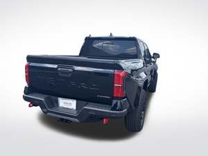 2024 Toyota Tacoma Híbrido TRD Pro HV Doble Cabina 4WD - Product Image 3