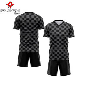 Wholesale Custom High Quality Retro Soccer Jersey Football Jersey Classic <b>Vintage</b> Soccer Shirt Customized Football Uniforms - Product Image 3