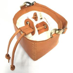 Bolso de cubo de cuero asequible de alta calidad para mujer, bolso de mano minimalista con cordón, superventas para uso informal - Product Image 3