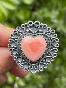 Anillo de plata de ley con bisel de corte ovalado de piedra natural de concha Rosa hecho a mano para boda y fiesta estilo suroeste - Product Image 4