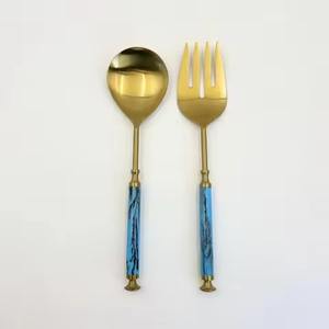 Ensemble de serveurs à salade en acier inoxydable avec poignées élégantes en résine fabriquées à la main, écologiques et compatibles lave-vaisselle - Product Image 6