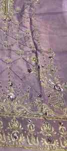 Costumes indiens modernes brodés à la main non cousus pour femmes élégants pour les fêtes de style traditionnel - Product Image 2