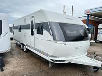 Camping-cars tout-terrain 4x4 avec cuisine, caravanes à toit rigide, remorques de voyage en aluminium européennes en forme de larme à vendre aux États-Unis/EAU