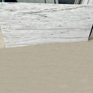 Fournisseur indien Carreaux de granit blanc rivière coupés à la taille Veinage en marbre Finitions personnalisées pour comptoirs de cuisine Salle de bain - Product Image 5