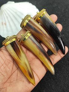 Collier pendentif en corne de buffle, bijoux tribaux naturels et durables pour femmes, haute qualité - Product Image 2