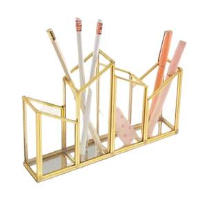 Organisateur géométrique en laiton le plus demandé Solution élégante pour les bijoux de maquillage et la papeterie disponible à bon prix - Product Image 1