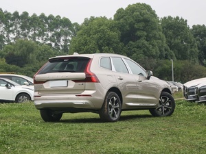 มีรถพร้อมขาย ปี 2026 รถใหม่ยูโร วอลโว่ XC60 B5 4WD SUV พวงมาลัยซ้าย เครื่องยนต์ดีเซล เกียร์อัตโนมัติ รุ่น Comfort Luxury Premium - Product Image 3