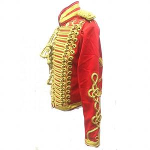 Chaqueta de húsar de lana roja hecha a mano, abrigo Steampunk con traje rojo verde oliva, uniforme ceremonial trenzado dorado hecho de algodón - Product Image 2