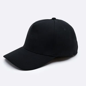 Casquette de baseball noire personnalisée en gros, logo brodé, coton, sportive, respirante, imperméable, chapeau de sport pour hommes et femmes, réglable - Product Image 4