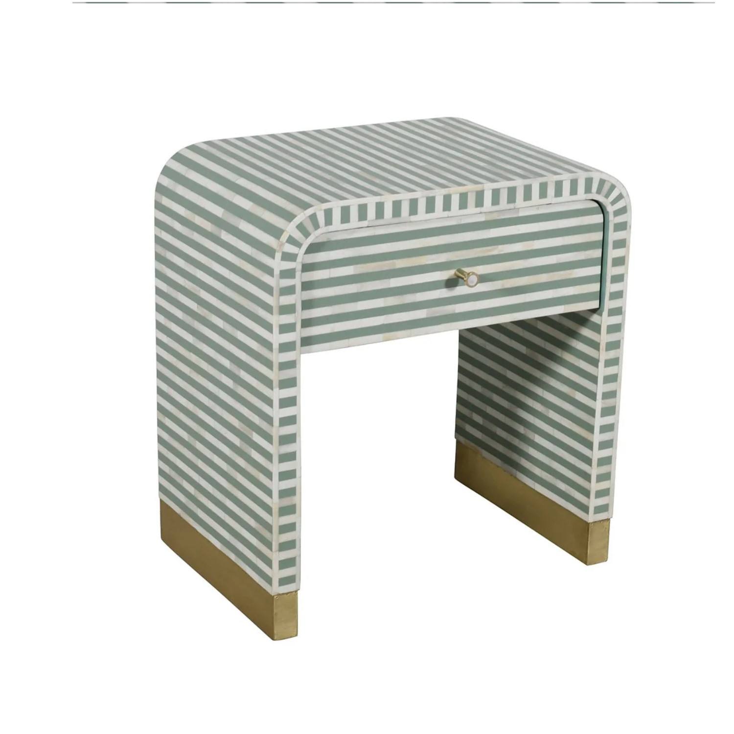 สีเขียว