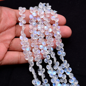 Perles facettées en forme de cœur de pierre de lune blanche AAA+ 6mm-8mm, pierre de lune arc-en-ciel à feu bleu, pierres semi-précieuses pour bijoux - Product Image 6