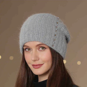 Nuevo gorro de Invierno para mujer, gorro decorativo a la moda, gorro de invierno cálido para mujer, ropa de calle informal, gorro de punto - Product Image 4