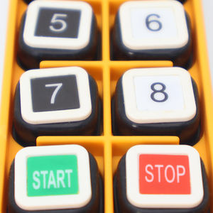 F24-14D ควบคุมวิทยุความเร็วแบบคู่14ปุ่มทนทานสำหรับรถเครนผลิตจากเหล็ก - Product Image 4