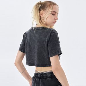 Wholesale Women's Fashion Summer Crop Tops Custom Logo Plain Canvas <b>Sexy</b> One-<b>Set</b> Crop Top for Spring/Summer - Product Image 3