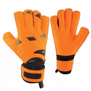 Customized Keeper Gloves Soccer <b>Football</b> Gloves in Custom Logo Soccer Jersey, Argentina, Messi, Soccer Uniform, New Season - Product Image 4