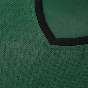 Conjuntos transpirables de uniforme de baloncesto de secado rápido hechos a medida con precio MOQ bajo - Product Image 3