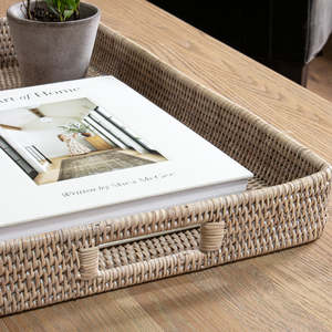 Bandeja otomana de ratán Marbury, elegante mesa de centro con cómodo cojín para sala de estar o espacio al aire libre - Product Image 4