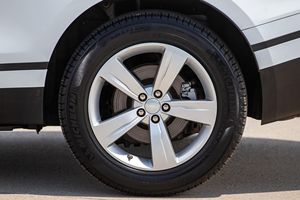 Range Rover Sport 2018 Sin Modificar, Motor Turbo Diésel, Tracción en las Cuatro Ruedas, Paquete de Conducción SUV, Asientos de Cuero, Gasolina/Gasóleo, Techo Solar Panorámico, en Venta - Product Image 5