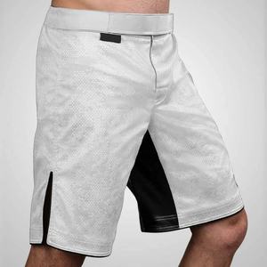 Gran oferta de pantalones cortos MMA para entrenamiento de Muay Thai Grappling, Color negro liso, logotipo personalizado, nueva ropa de artes marciales, pantalones cortos de entrenamiento - Product Image 6