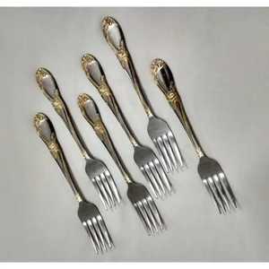 Vente en gros de couverts pour la fête de mariage de restaurant Couverts à bas prix Cuillère à dîner en acier inoxydable 410 gaufrée à la main - Product Image 6