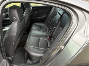 OFERTA IMPERDIBLE 2018 JA-GU-AR X-E TRANSMISIÓN AUTOMÁTICA V6 CILINDROS ASIENTOS DE CUERO - Product Image 5