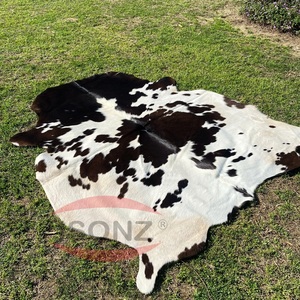 Peaux de vache personnalisées en gros grand cuir véritable matériel peaux de bétail véritable peau de vache tapis cheveux sur - Product Image 4