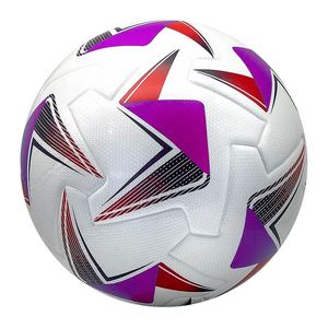 Ballon de football en cuir PU de taille normale personnalisable, léger, pour l'entraînement et les matchs, logo personnalisé, prix d'usine - Product Image 2