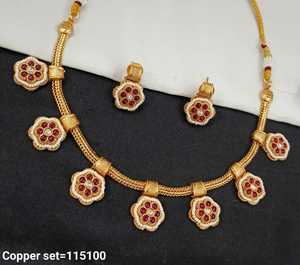 ENSEMBLE DE BIJOUX DE MARIAGE DE MARIAGE EN CUIVRE TRADITIONNEL INDIEN ET À LA MODE pour FEMMES ENSEMBLE DE BOUCLES D'OREILLES et COLLIER - Product Image 2
