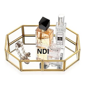 Plateau en métal sur mesure à finition dorée, très vendu, pour servir des desserts ou des pâtes, pour les mariages et les événements, service de traiteur - Product Image 1