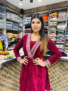 ชุด peplum กำมะหยี่ทำด้วยมือชุดผ้าไหม Co-Ord คลาสสิกชุดผ้าไหมปักแฟนซีสวยงามพร้อมด้านล่างชุด Co-Ord - Product Image 3