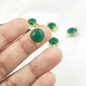 Colgante redondo de calcedonia y ónix verde de Aqua, abalorio de bisel de piedras preciosas chapado en oro para la fabricación de joyas, joyería piramidal - Product Image 4