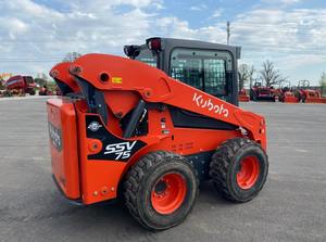 Minicargadora de 5 toneladas Kubota SSV75 2023, SSV65HFRC - Product Image 3