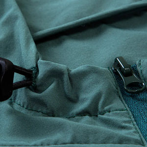 Chaqueta Cortavientos Deportiva de Alta Calidad para Hombre, Diseño Informal Transpirable e Impermeable con Cuello Alto y Cierre de Cremallera - Product Image 6