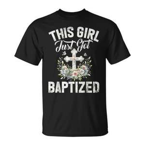 T-shirt « Cette fille vient d'être baptisée » avec motif biblique de l'Église catholique pour filles, cadeau de baptême - Product Image 1