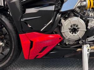 Ducati Streetfighter V2 2020 a 2025: Motocicletas deportivas usadas de gran apariencia en venta - Product Image 2
