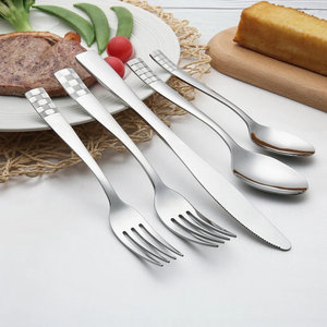 Juego de Cubiertos de Acero Inoxidable Premium, Colección de Utensilios de Cocina Sofisticados, Estilo Espejo, Ecológico para Fiestas Formales - Product Image 5