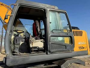 Mini-excavatrice Hyundai coréenne d'occasion 150W-7 de 13.5 tonnes en bon état avec composants du moteur à vendre - Product Image 6