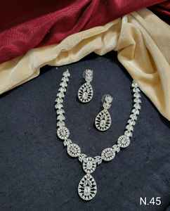 Élégant ovale coupe cubique zircone laiton argent plaqué pendentif collier bijoux boucles d'oreilles ensemble pour les femmes Banquet fête ensemble de bijoux - Product Image 3