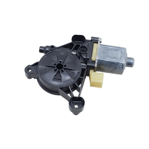 มอเตอร์ไฟฟ้าหน้าต่างด้านหลังขวา AUDI A3 Sportback (8V4) 5Q0959802 (12>16) - Product Image 1